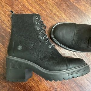 Timberland black chunky boots